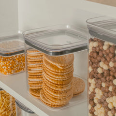 OU Airtight Food Storage Container 9.7 Cup, BPA Free, Clear Plastic Food Storage Container with Leak Proof Lid, Stackable Kitchen Organizer